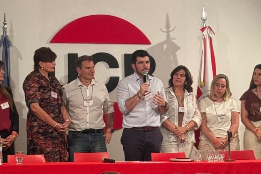 Lionel Chiarella fue elegido presidente de la UCR en el plenario nacional.