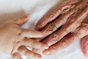 El mundo experimenta un retroceso en indicadores clave como la esperanza de vida