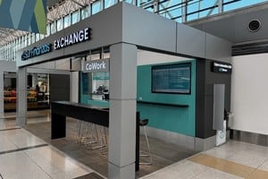 La sucursal de Sur Finanzas en el aeropuerto, inaugurada en agosto, hoy bajo el foco de la investigación.