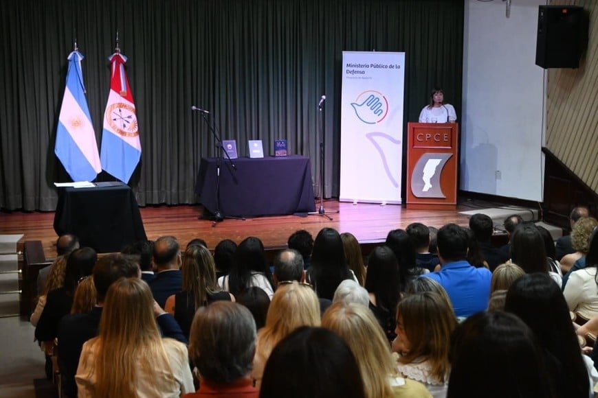 Jura de 19 defensores públicos adjuntos subrogantes del Ministerio Público de la Defensa - Estrella Moreno Robinson