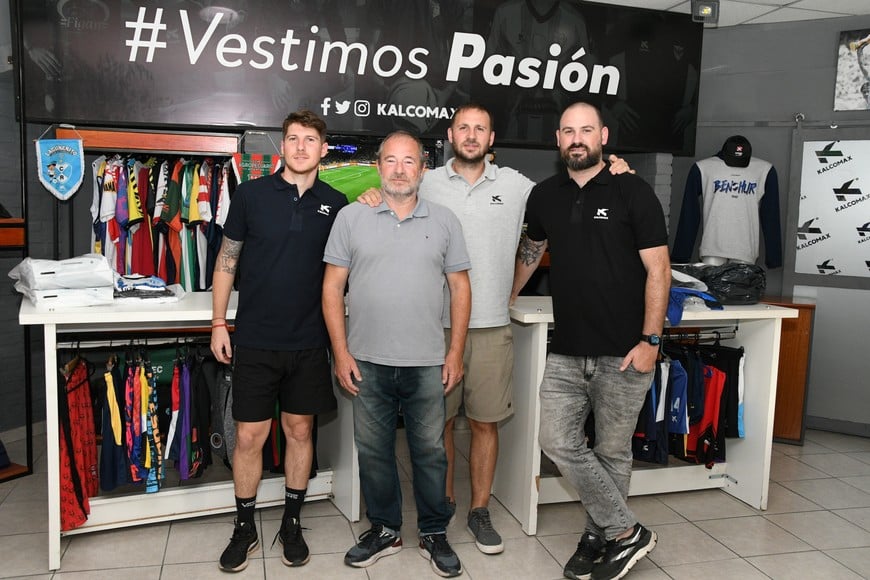 Kalcomax una empresa santafesina. Crédito: Manuel Fabatía