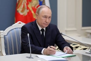 El gobierno de Rusia aseguró este sábado que llevó a cabo un bombardeo nocturno