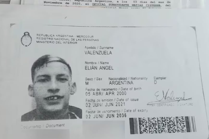 Una copia del documento del artista urbano fue secuestrada durante procedimientos
