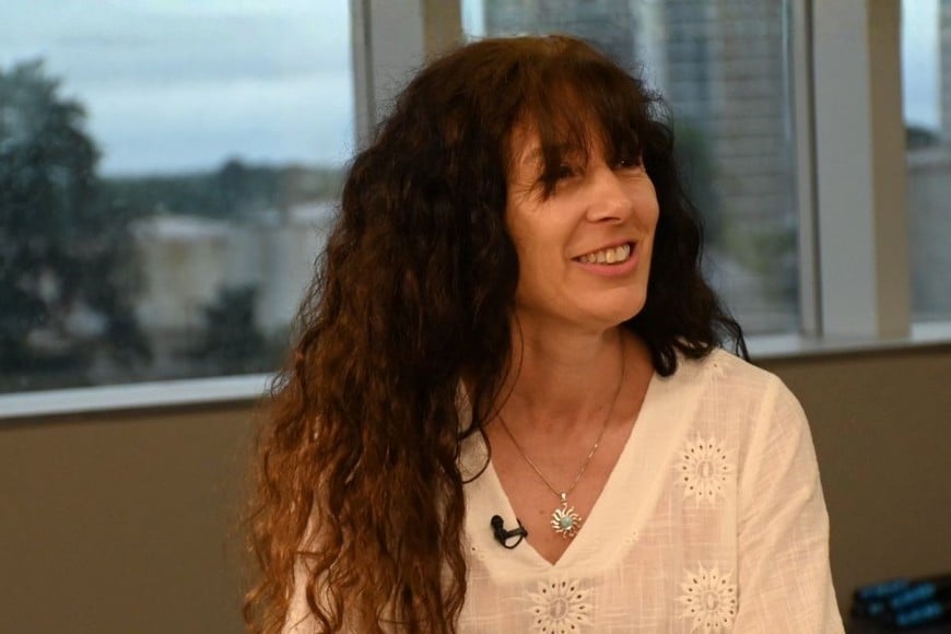 Laura Tarabella se convirtió en la primera rectora de la UNL. Hasta 2030 conducirá esa casa de estudios con Liliana Dillon. El binomio asumirá en marzo. Crédito: Flavio Raina