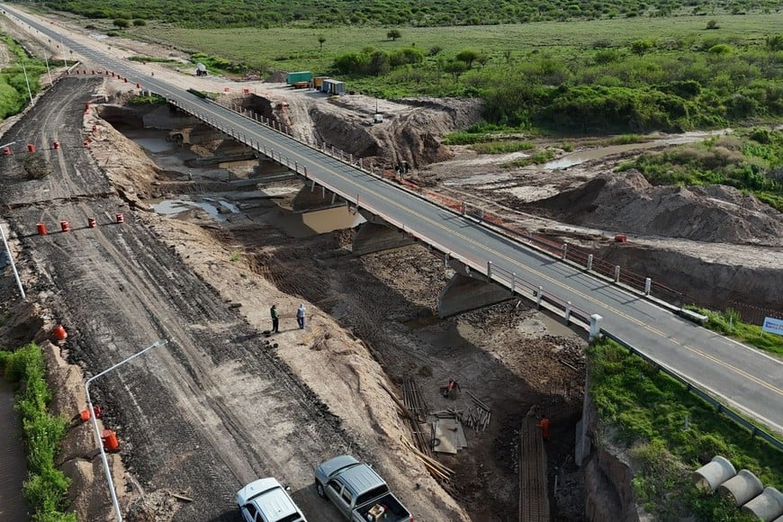La obra de los puentes ubicados sobre los arroyos San Antonio, Capivara I y Capivara II; ya supera el 25% de ejecución