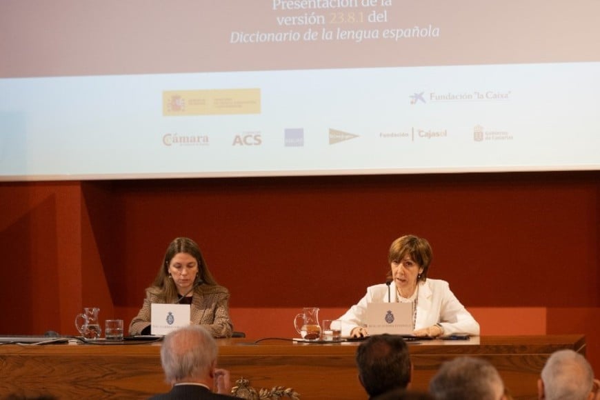 La RAE presentó la versión actualizada de su diccionario. Foto: @RAEinforma