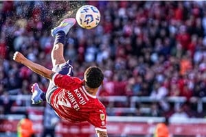 El momento del impacto de Montiel.