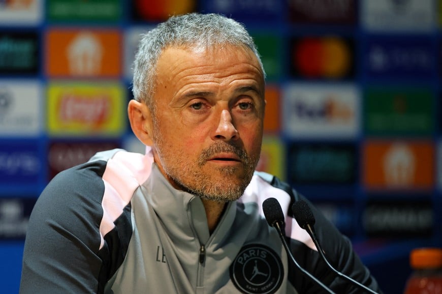 Soccer Football - UEFA Champions League - Paris St Germain Press Conference - Campus Paris St Germain, Poissy, France - November 25, 2025
Paris St Germain coach Luis Enrique during a press conference REUTERS/Sarah Meyssonnier