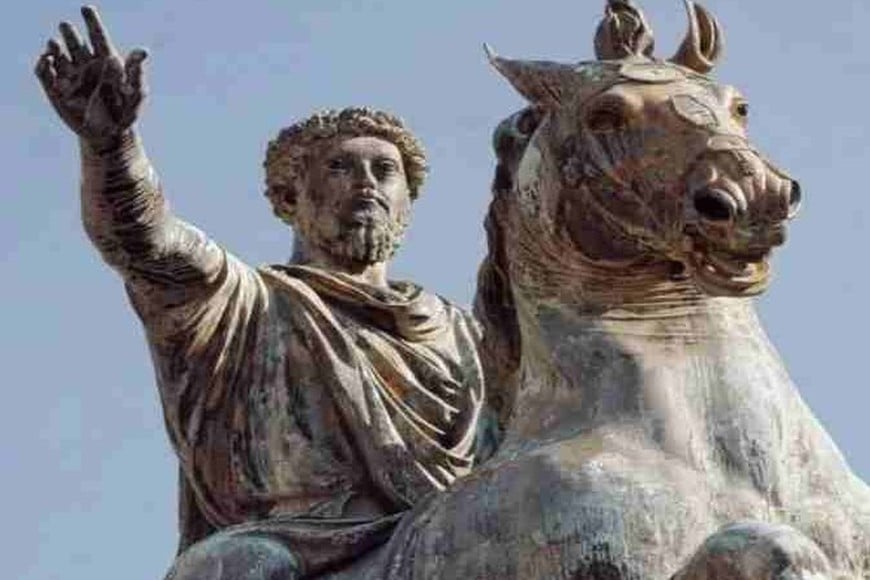 La ética de la responsabilidad y el autoconocimiento son claves ante el poder, porque exigen prudencia para evitar que la autoridad revele vacíos morales, volviéndose -justamente- autoritaria. El poder es como un espejo que amplifica aquellas tendencias preexistentes, que no se mostraban.