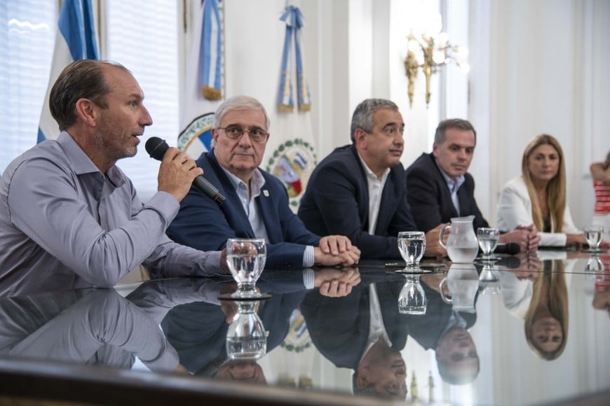La Municipalidad presentó los Jadar Junior Rosario 2027