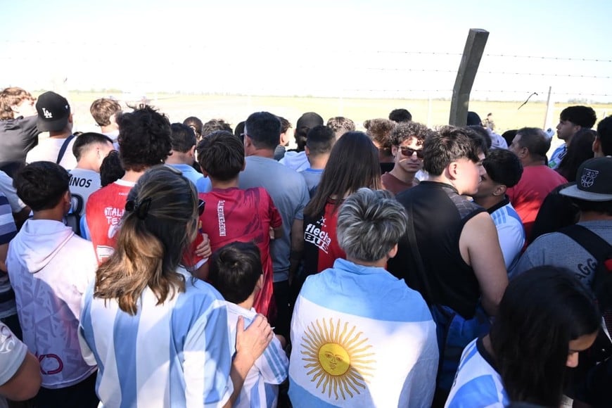 Messi llega a Santa Fe: así lo esperan sus fanáticos