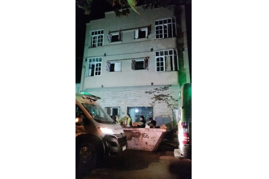 Conmoción por un incendio en un geriátrico que provocó cuatro muertes.