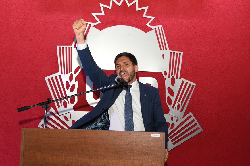 Pullaro acompañó a Michlig y destacó el rol de la UCR como espacio de debate y acuerdos. Foto: Manuel Fabatía