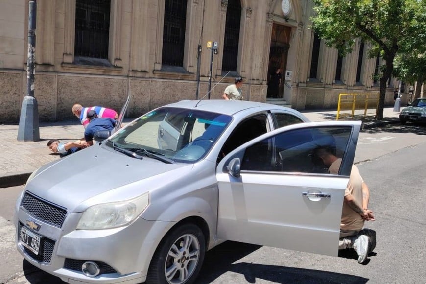 El operativo causó conmoción en una de las zonas más transitadas de la capital provincial. Foto: El Litoral