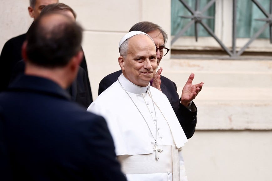 Pope Leo XIV leaves Palazzo della Minerva after visiting the Senate Library, accompanied by President of the Senate of Italy Ignazio La Russa, in Rome, Italy, December 18, 2025. REUTERS/Vincenzo Livieri