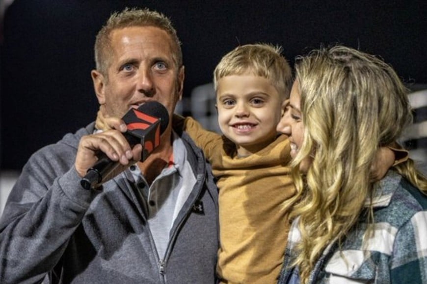 Biffle junto a su familia