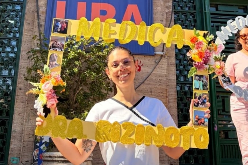 “Desistir no fue una opción”: Carolina terminó sus estudios en medio del duelo