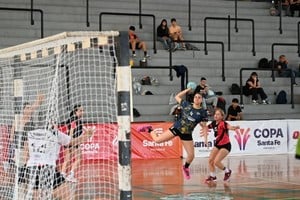 Los campeones se definirán el domingo por la tarde en el CEF N°29 de la capital provincial.