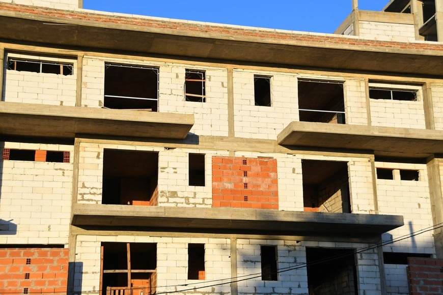 Las obras inconclusas en el Parque Federal. Crédito: Manuel Fabatía