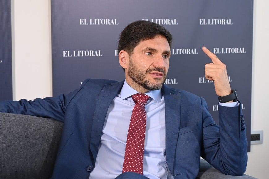 Apoyo a la modernización sin que haya "desfasajes" a favor de empresas ni gremios. La posición de Pullaro.