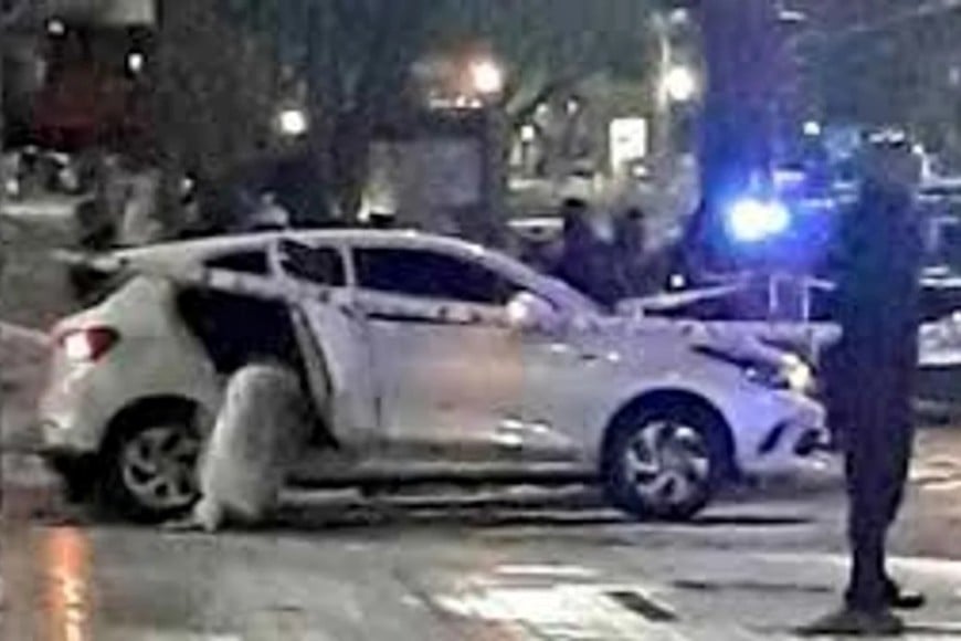 Auto en el que murió el joven.
