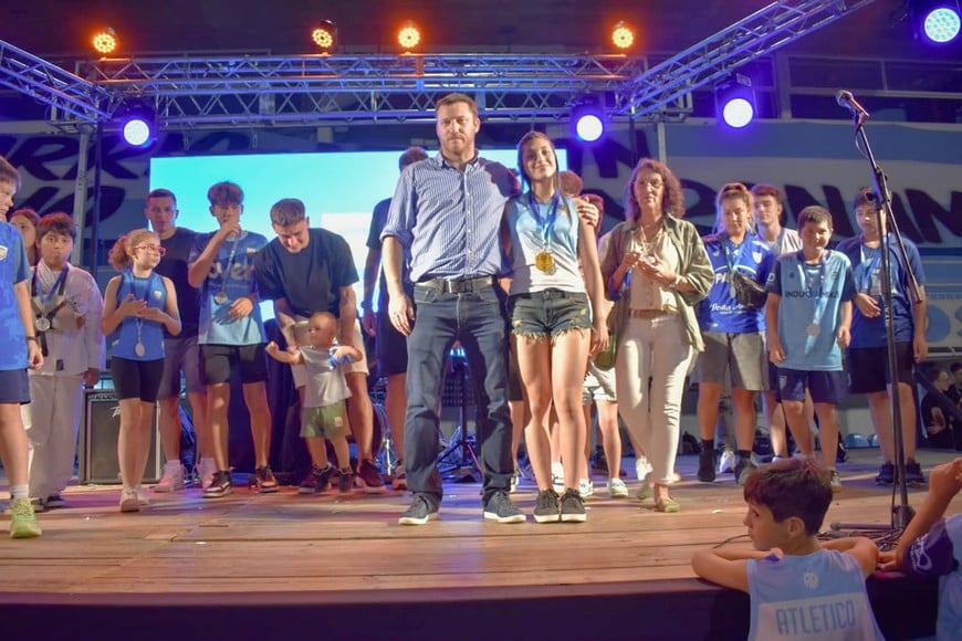 Atlético vivió la Fiesta del Deporte y la Familia Celeste