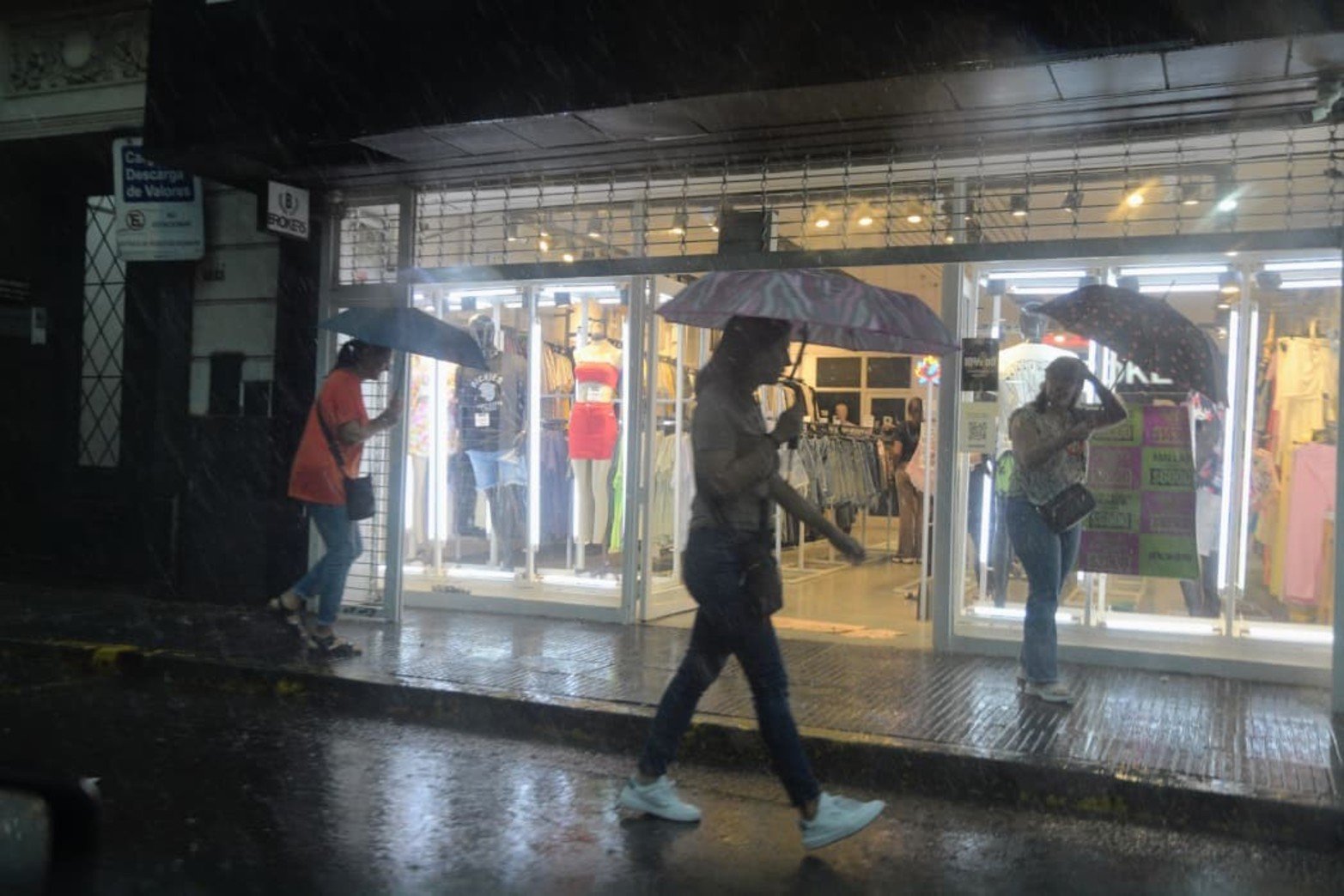 La lluvia de este sábado en Santa Fe.