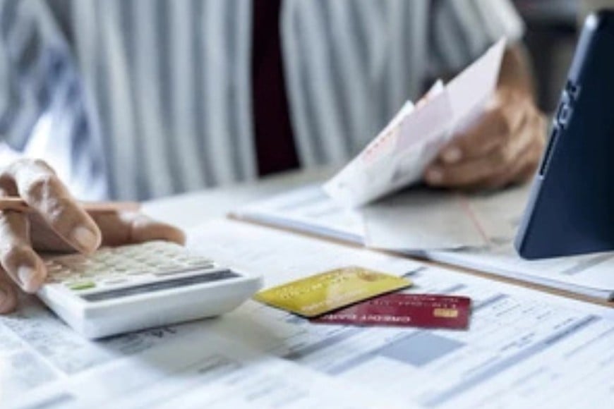 tarjetas facturas deudas