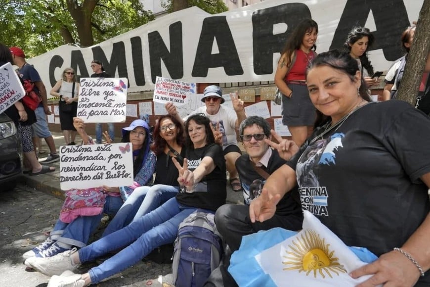 vigilia cristina kirchner sanatorio otamendi