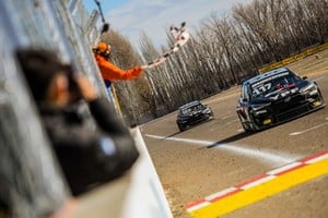 Matías Rossi logró una histórica sexta corona en el TC2000 con una SUV.