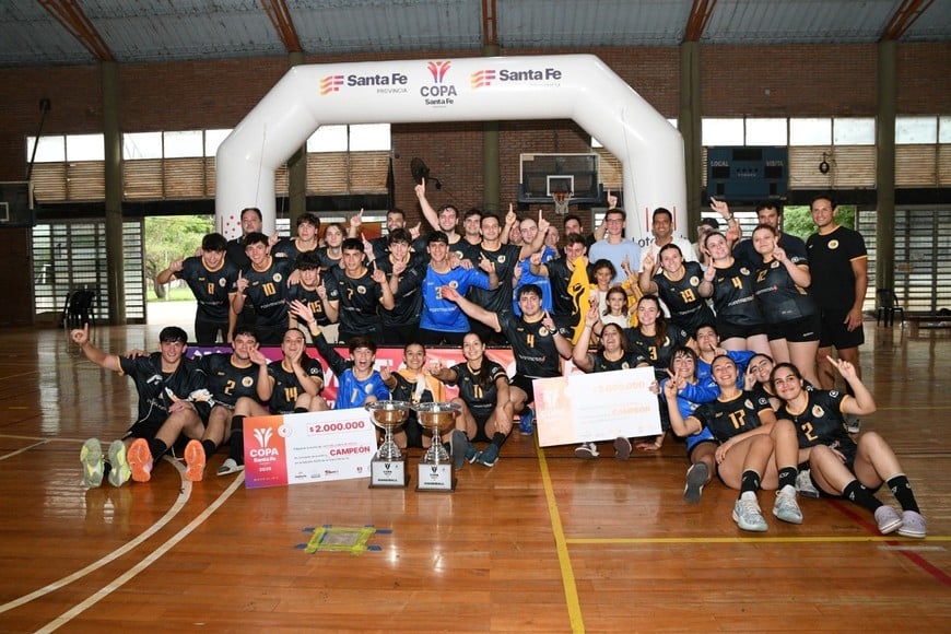 Monarcas de la provincia. Los dos equipos de IL Peretz se coronaron en la Copa Santa Fe