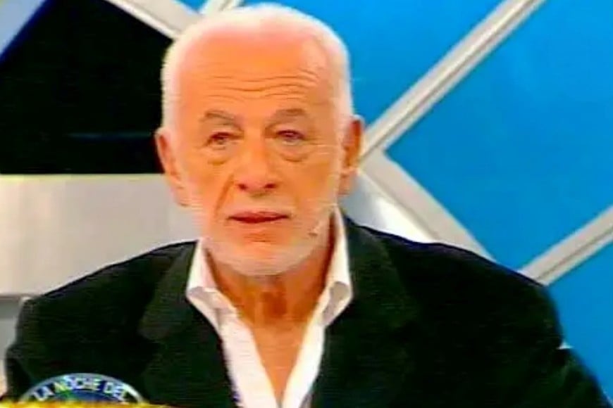 Sofovich aparece conduciendo el campeonato de bowling de La noche del domingo.