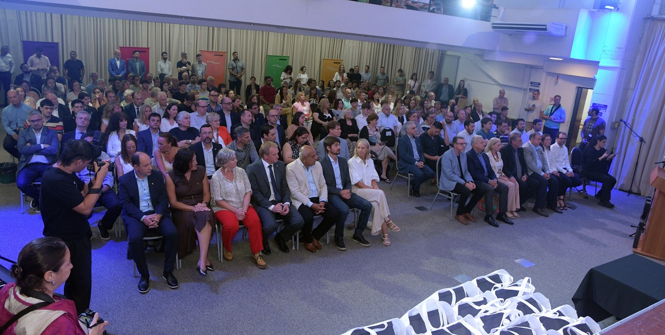 El acto protocolar se llevó a cabo en el auditorio de la UTN Santa Fe. Foto: Di Salvatore