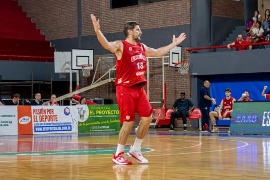 Hure metió 6 de 8 lanzamientos de tres puntos. Crédito: Prensa Unión