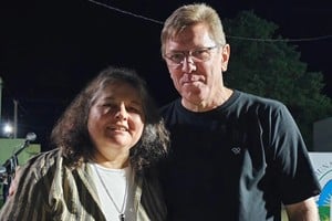 Borla junto a Patricia Martínez, Presidenta Comunal de Colonia Angeloni.