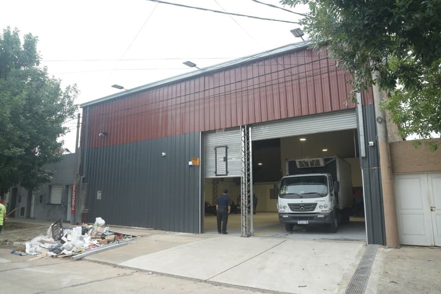 El nuevo galpón en Roque Sáenz Peña al 2400, de barrio Roma. Guillermo Di Salvatore.