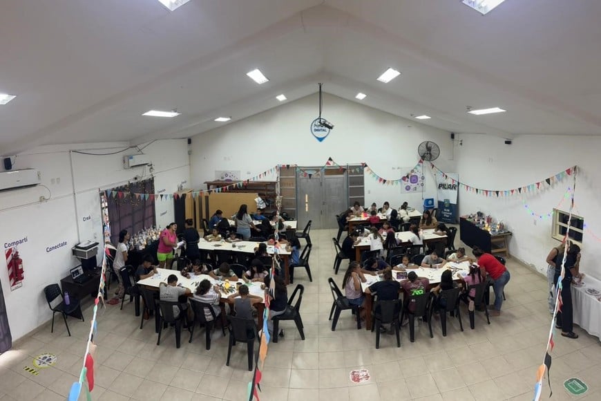 Navidad Solidaria en el SUM Comunal de Pilar