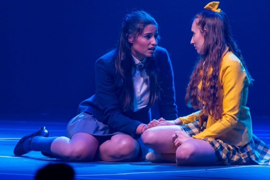 Con 23 años, Mercedes Riegé consolida su camino en la escena cultural de Nueva York.