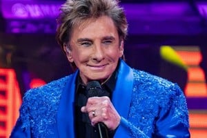 Barry Manilow anunció que fue diagnosticado con cáncer de pulmón.