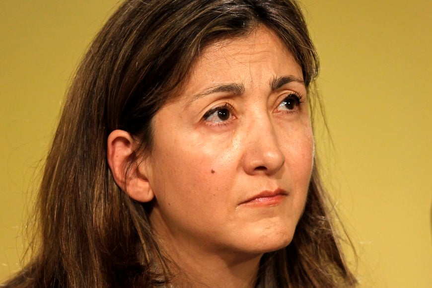 Former FARC hostage, French-Colombian Ingrid Betancourt attends a conference about Camp Ashraf in Paris January 20, 2012.  REUTERS/Charles Platiau  (FRANCE - Tags: POLITICS HEADSHOT) buenos aires Ingrid Betancourt rehen de la farc liberada candidata a presidenta tomada de rehen por la guerrilla nota entrevista reportaje
