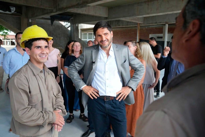 El mandatario estuvo en las obras que se llevan adelante en Esperanza.