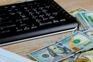 Dólares devaluados, según las expectativas del REM 2026