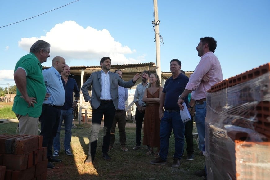 Pullaro inauguró la rotonda en el cruce de las rutas provinciales Nº 70 y 68-S en Humboldt