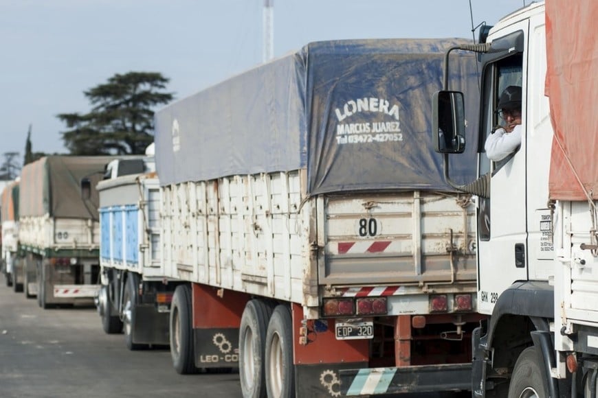 La Provincia tiene un plan para mejorar los ingresos sobre el que la Cámara de Senadores pide más precisiones. Crédito: Archivo El Litoral.