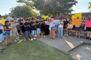Decenas de personas participaron de la marcha. Foto: El Litoral