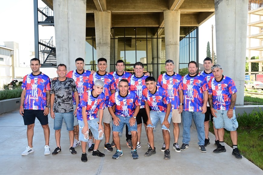 Dirigentes , cuerpo técnico y nuevas caras. Así se prepara Santa Fe Fútbol.
