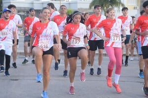 El atletismo se consolida como base para múltiples disciplinas deportivas.