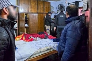 Una de las casas allanadas donde las menores eran explotadas