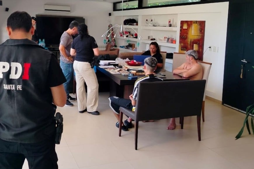 La investigación se inició a partir de una denuncia presentada por un representante de la Caja de Asistencia Social