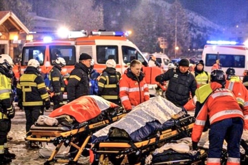 Las autoridades suizas confirmaron que continúan las pericias para determinar las causas del incendio.